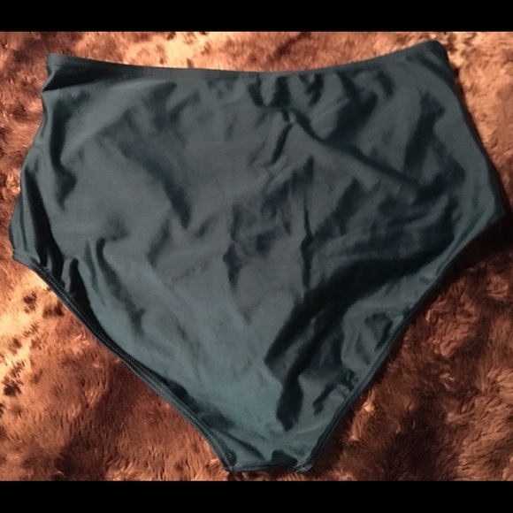 Swimsuit BOTTOM Green XXL Classic Ruche Flattering - Picture 3 of 3